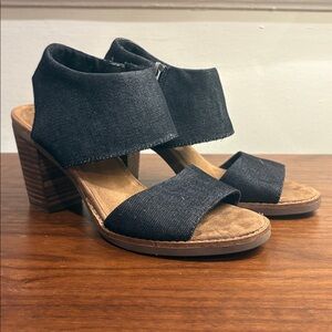 Tom’s Majorca heels